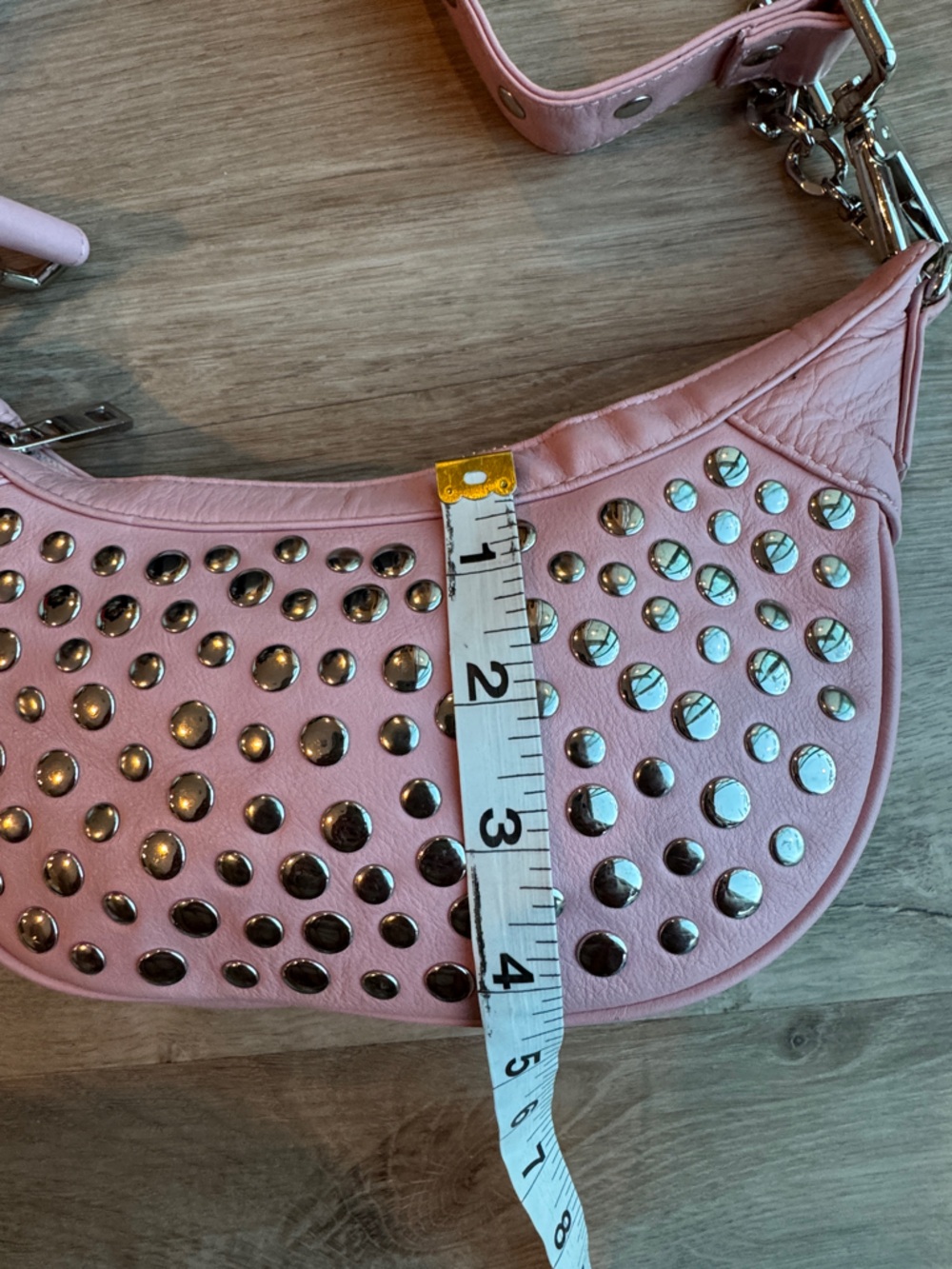 Núnoo Pluto Rivet Silky Pink Leather Crescent Studded Shoulder Bag Y2K - Picture 3 of 13